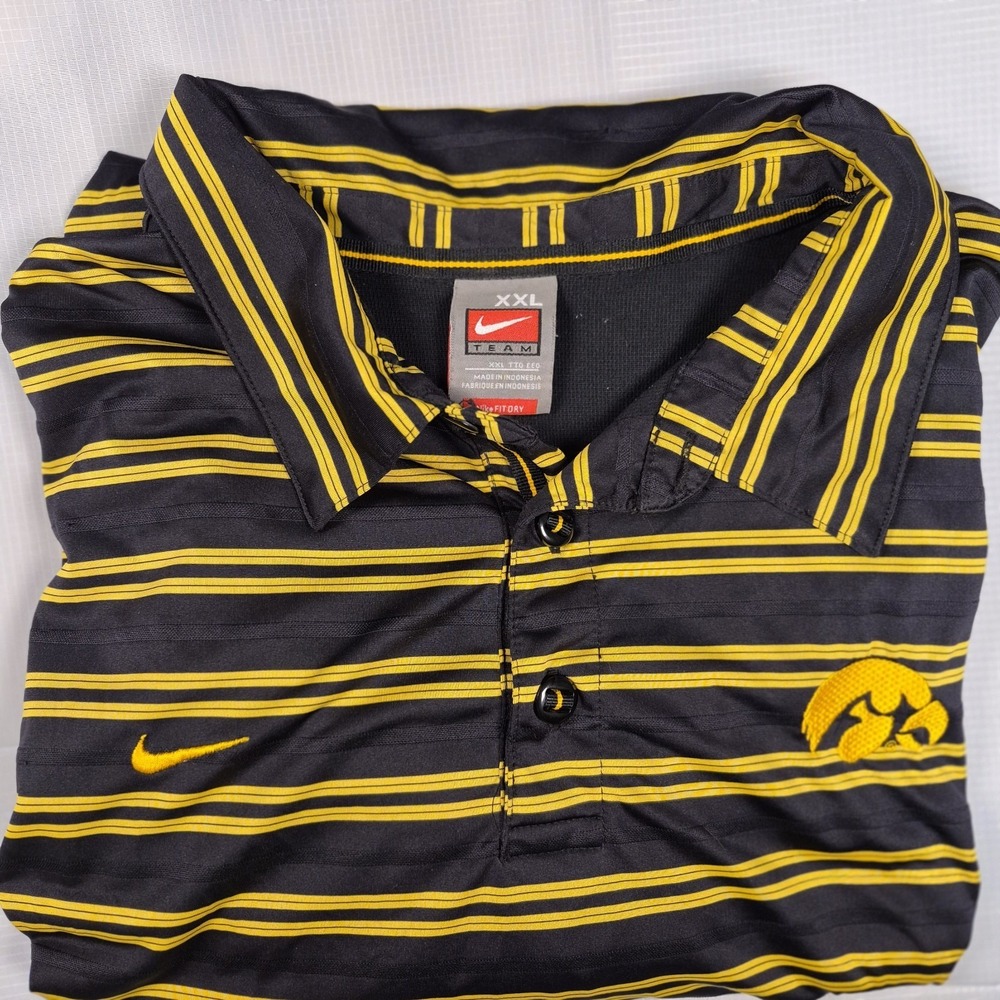 Iowa Hawkeys Tour Stripe Nike Dri-Fit Golf Polo Shirt Men's XXL Short Sleeve EUC